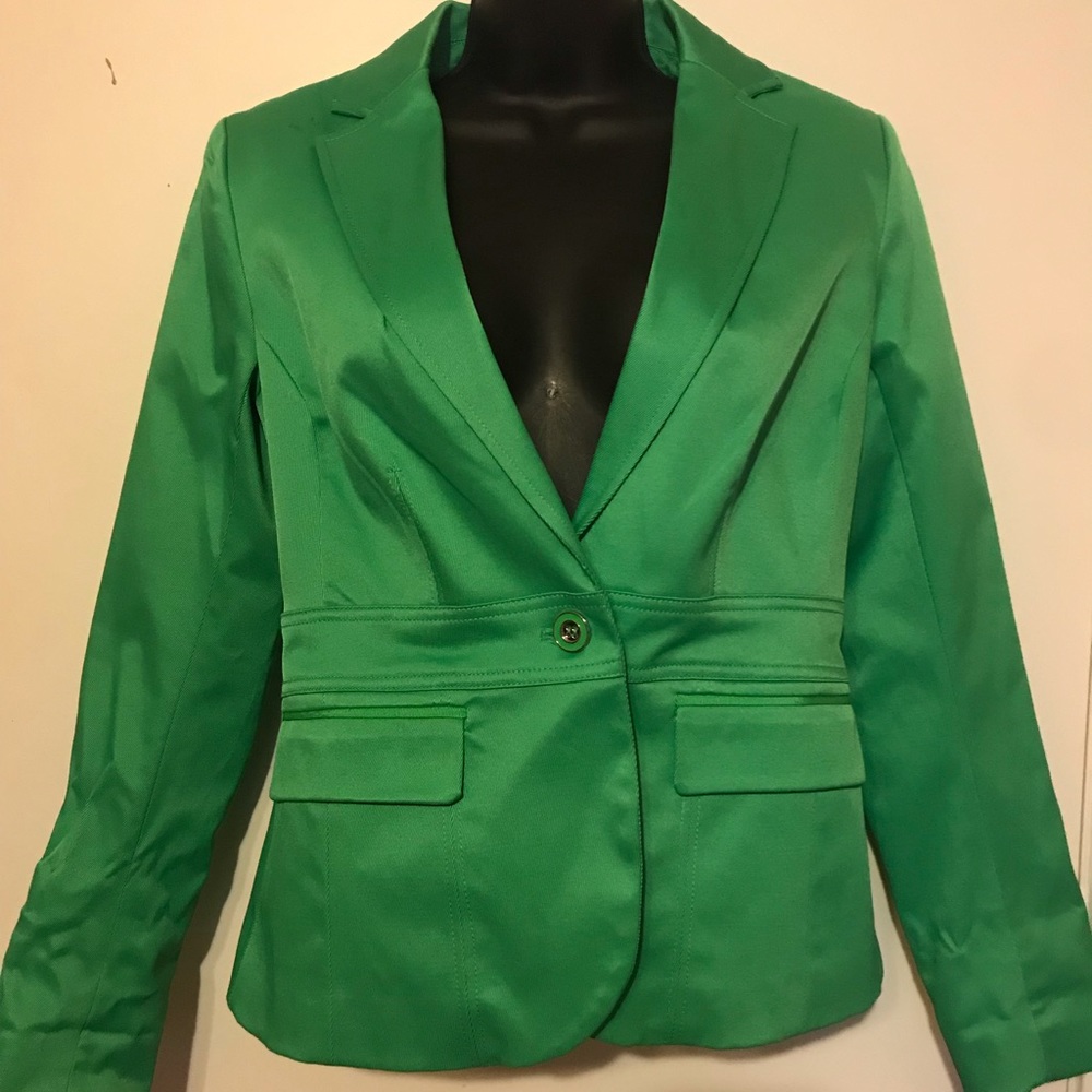 Green blazer